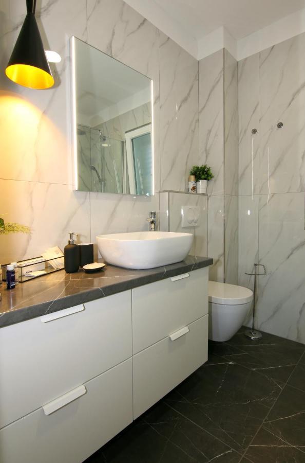 ז'אבוריץ' Apartments Tona מראה חיצוני תמונה