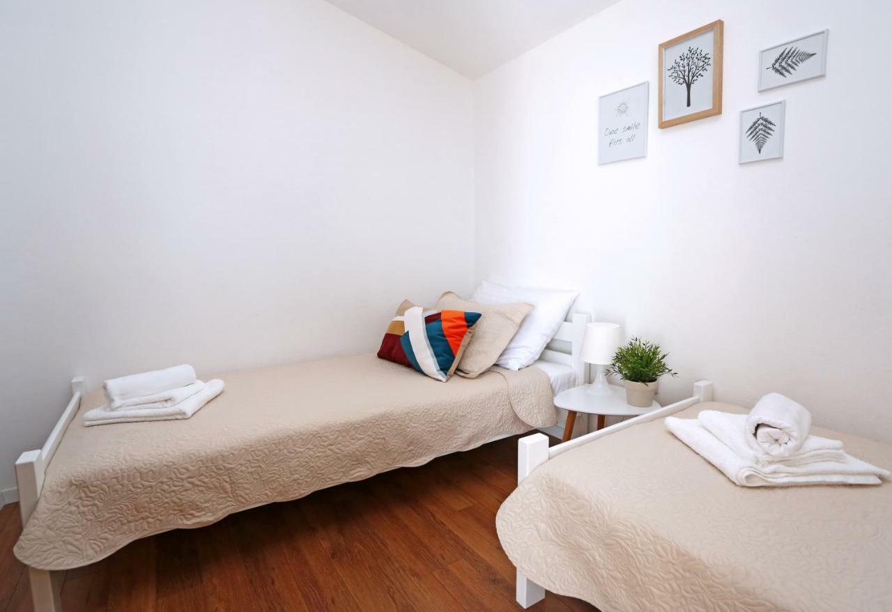ז'אבוריץ' Apartments Tona מראה חיצוני תמונה